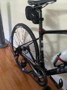GIANT DEFY ADVANCED Carbon Road Bike
