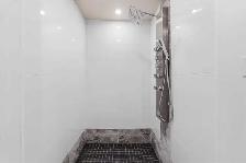 Legal Basement 3 bed unfurnished - $1900 Sep 1 - Photo 5