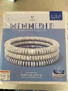 Minidip Designer Pool with Inflator/Deflator Pump