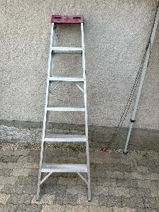 6’ Aluminum ladder - Photo 2