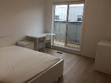 One bedroom with Ensuite 4 pcs bathroom for rent near UOIT - Photo 2