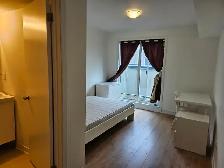 One bedroom with Ensuite 4 pcs bathroom for rent near UOIT - Photo 4