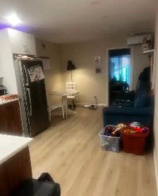 Big  3 1/2 apartment for rent, near a metro - Photo 3