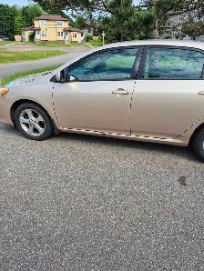 2011 Toyota Corolla - Photo 2