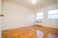 Spacious, Bright, Large One Bedroom with a View! - Photo 10