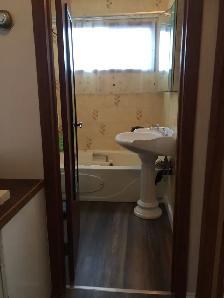 Rooms for rent in Camrose AB - Photo 5