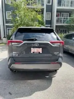 106,000 KMS 2019 TOYOTA RAV4 LIMITED BY OWNER, NO GST