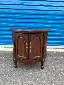 Round Side Table