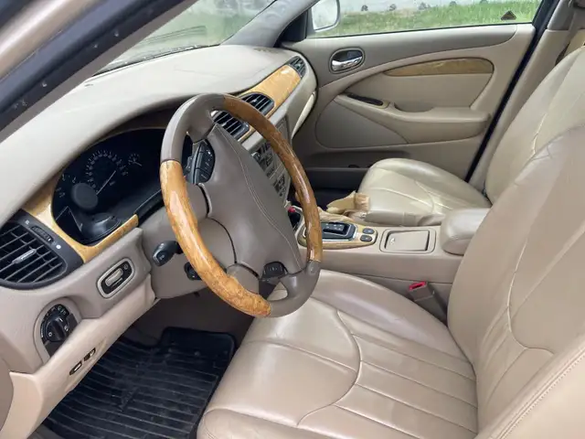 2001 Jaguar for sale!!