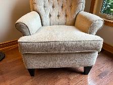 Comfy Chair - Photo 4