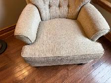 Comfy Chair - Photo 5