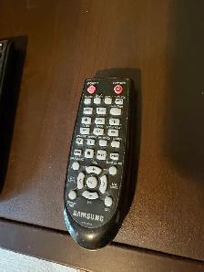 Samsung TV, Sound Bar and Sub. - Photo 6