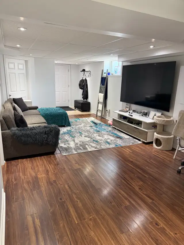 Oshawa/Whitby Border 2 Bedroom basement apartment