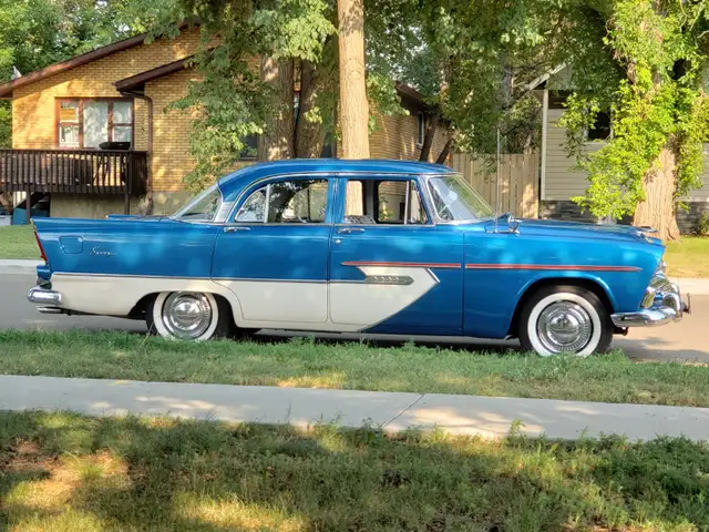 PLYMOUTH  SAVOY 1956