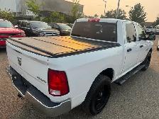 2016 Ram 1500 V6 - 195K - Crew Cab - CLEAN CAR FAX - Photo 5
