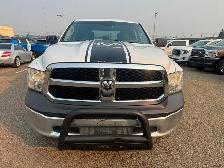 2016 Ram 1500 V6 - 195K - Crew Cab - CLEAN CAR FAX - Photo 8
