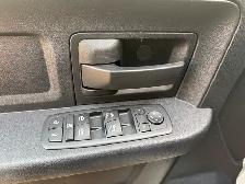 2016 Ram 1500 V6 - 195K - Crew Cab - CLEAN CAR FAX - Photo 19
