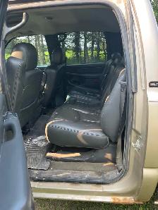 2004 GMC 2500 - Photo 7