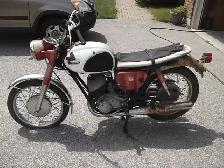 1966  Yamaha  250cc  Model  YDS3