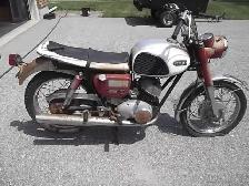 1966  Yamaha  250cc  Model  YDS3 - Photo 2