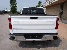 2024 Chevrolet Silverado 1500 4WD    Z71 OFF-ROAD - Photo 10