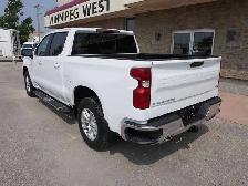 2024 Chevrolet Silverado 1500 4WD    Z71 OFF-ROAD - Photo 12