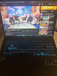 Asus gamming laptop v16 i7 nvidia GeForce 4050