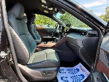 2021 Toyota Venza XLE AWD - Photo 23