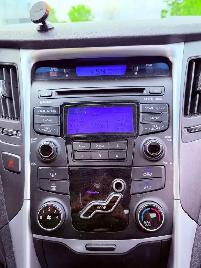 2013 Hyundai Sonata Limited PZEV 4dr Sedan (2.4L 4cyl 6A) - Photo 18