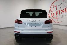 2017 Porsche Cayenne S | ONE OWNER | CLEAN CARFAX - Photo 5