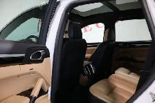 2017 Porsche Cayenne S | ONE OWNER | CLEAN CARFAX - Photo 25