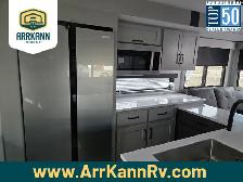 2025 Keystone MONTANA 325 RK - Photo 6