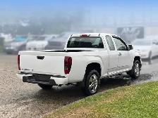 2011 Chevrolet Colorado 1LT Extended Cab Pickup Truck - Photo 10