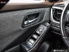 2021 Nissan Rogue AWD SV | SUNROOF | 360CAM | NO ACCIDENTS - Photo 17