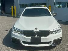 2018 BMW 5 Series M550i xDrive - MASSAGESEATS|CARPLAY|H&K|SUNROO - Photo 2