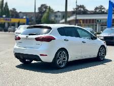 2016 KIA FORTE 5-DOOR - Photo 4
