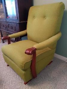 Vintage Chair - Photo 2