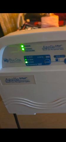 Electric hospital bed with high end  adjustable air mattresses - Photo 9
