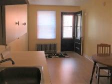 1 1/2 à louer pour 1er Octobre.  678$/mois. - Photo 2