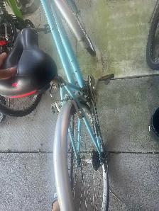 Bike Hybrid $100 - Photo 2