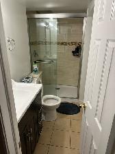 Bachelor Aprt For Rent basement Near Newnham Camps - Photo 8