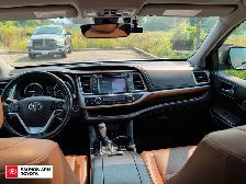 2017 Toyota Highlander Limited LIMITED, ONE OWNER, NEAR NEW T... - Photo 24