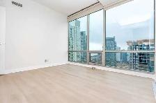 81 NAVY WHARF COURT - OPTIMA CONDOS - 2 BEDROOM DEN W/1-PARKING - Photo 8
