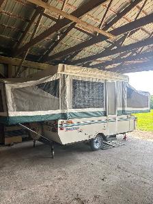 Tent Trailer - Photo 2