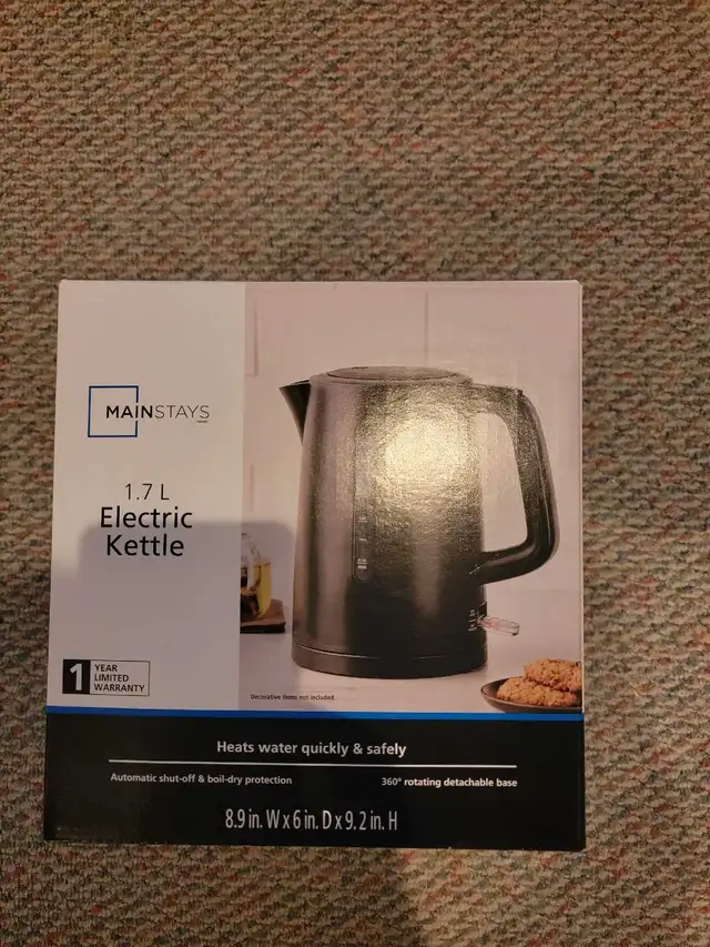 kettle for sale 1.7 litre brand new in the box
