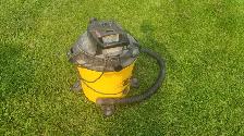 shop vac,in good working condition,$25.00