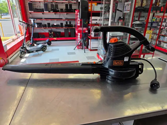 souffleur a feuille Black   Decker
