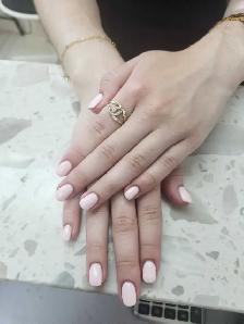 nail technician