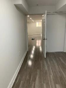 Renovated Basement Apartment - Photo 9