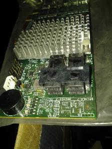 S3108L-H8iR-16DD 12gbs 8 x mini sas 200  sas drives freenas etc